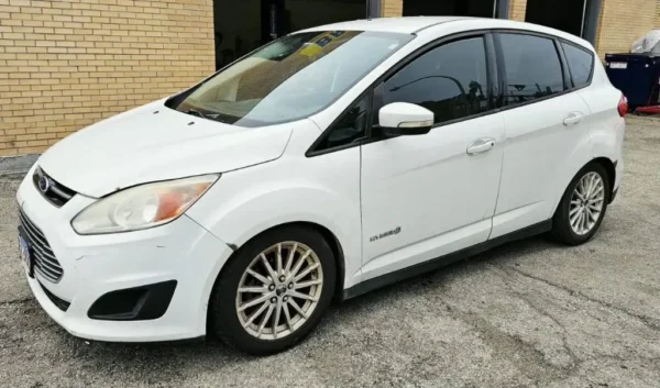 1XwHGmu14Xb3RTEcy0vNit0798w 2013 Ford C-Max Hybrid SE