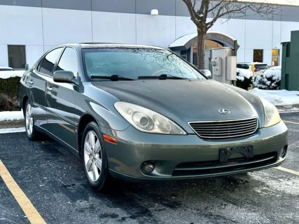 ecZGNBgYFZXjAMrE_khNAhZSJYg 2005 Lexus ES 330 Base